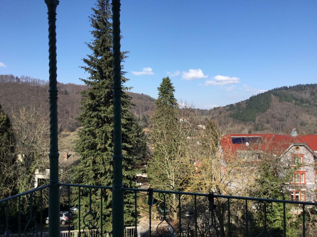 Ferienwohnung Villa Josephine Баденвайлер Екстериор снимка