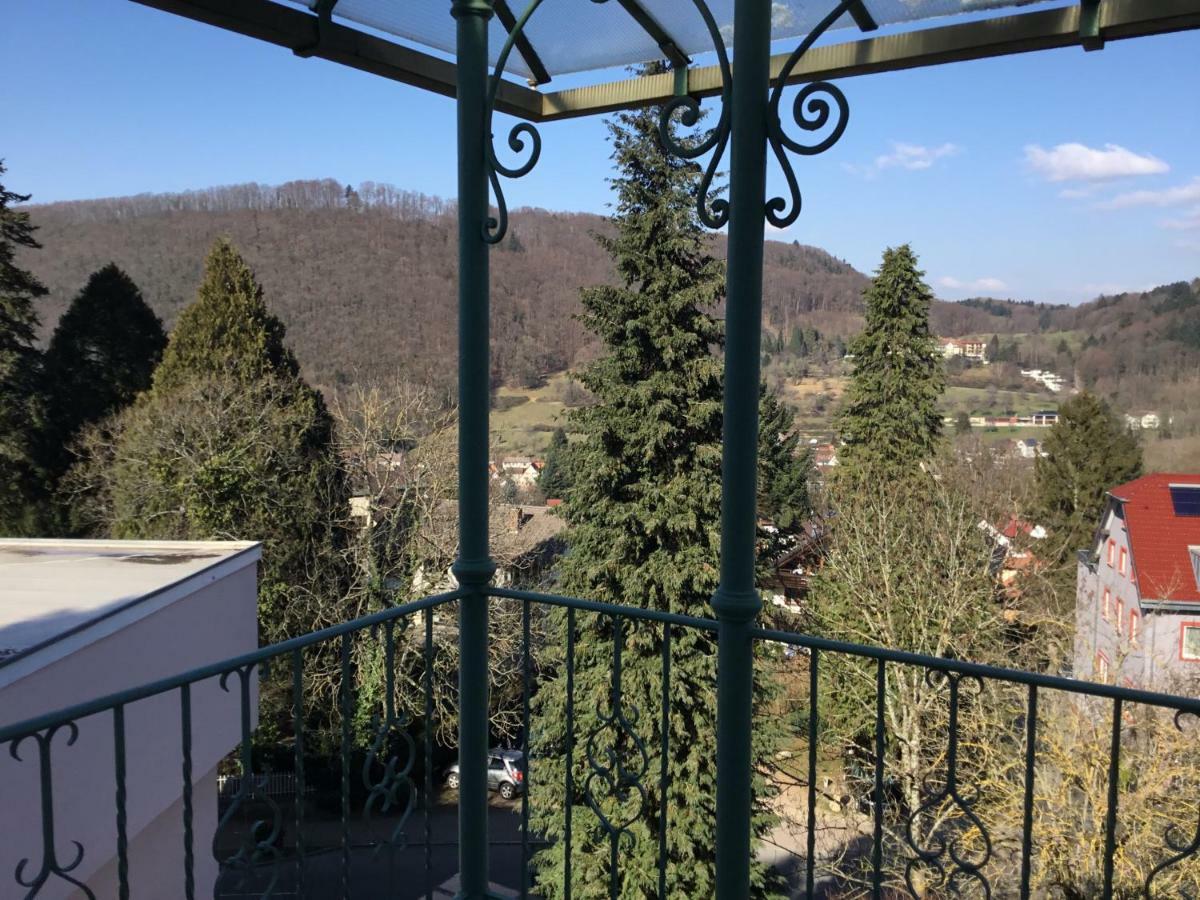 Ferienwohnung Villa Josephine Баденвайлер Екстериор снимка