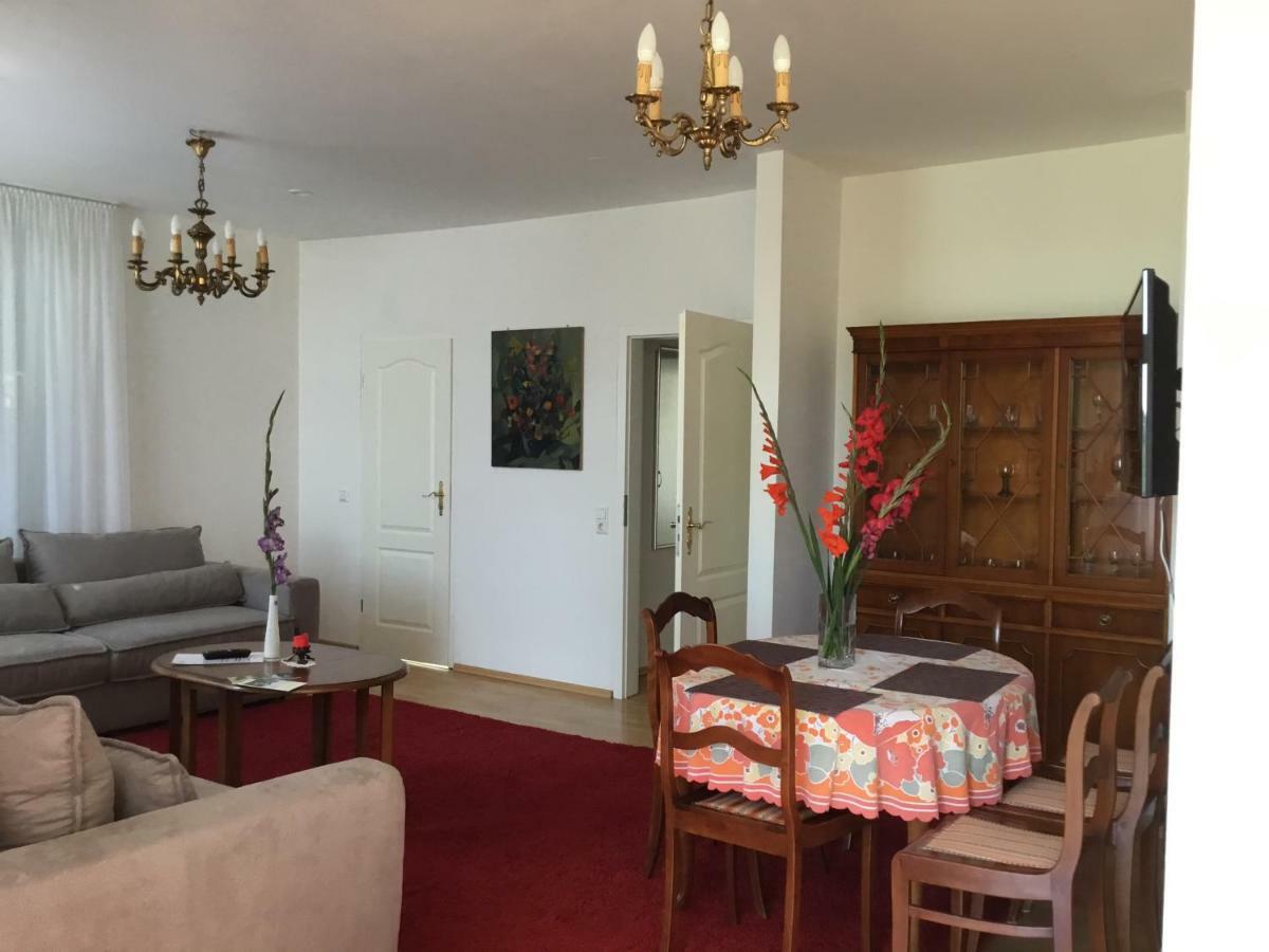 Ferienwohnung Villa Josephine Баденвайлер Екстериор снимка